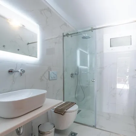 Vivi's Appartement Agia Efimia